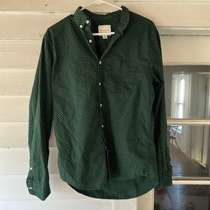 American Eagle Green With White Polka Dots. Long Sleeve Button shirt